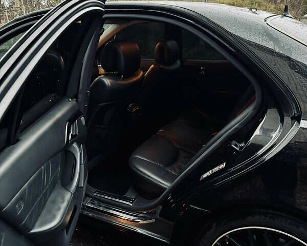 Черный Мерседес С Класс, объемом двигателя 4.97 л и пробегом 266 тыс. км за 9500 $, фото 10 на Automoto.ua