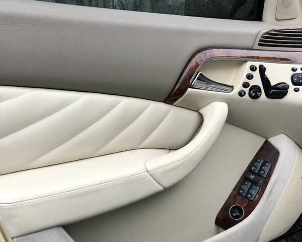 Черный Мерседес С Класс, объемом двигателя 5 л и пробегом 290 тыс. км за 8000 $, фото 5 на Automoto.ua