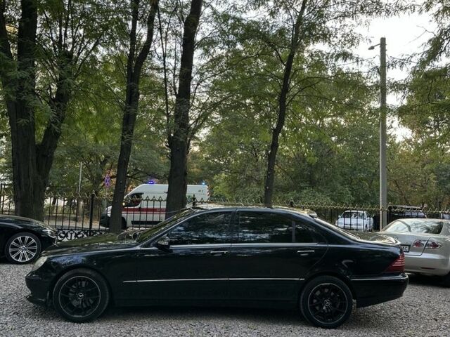 Чорний Мерседес С Клас, об'ємом двигуна 5 л та пробігом 270 тис. км за 4400 $, фото 3 на Automoto.ua