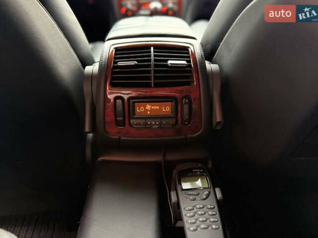 Мерседес С Клас 2003 у Івано-Франківську на Automoto.ua Чорний Мерседес С Клас, об'ємом двигуна 5.51 л та пробігом 112 тис. км за 13999 $, фото 9 на Automoto.ua