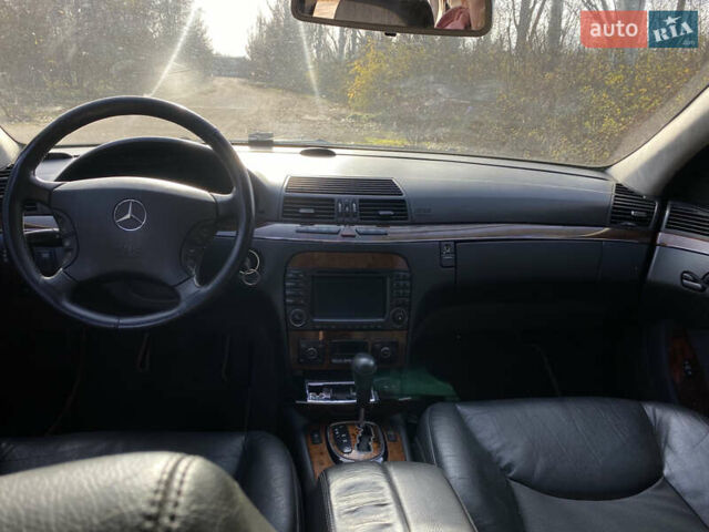 Черный Мерседес С Класс, объемом двигателя 3.22 л и пробегом 420 тыс. км за 6000 $, фото 12 на Automoto.ua