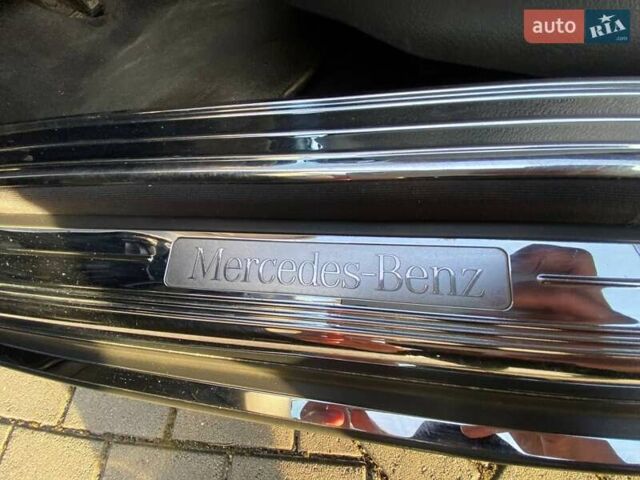 Черный Мерседес С Класс, объемом двигателя 3.72 л и пробегом 390 тыс. км за 5600 $, фото 15 на Automoto.ua