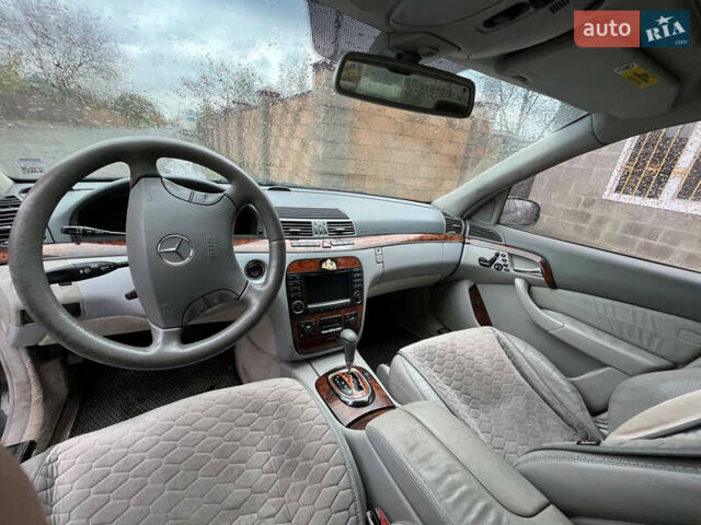 Мерседес С Класс 2003 в Луцке на Automoto.ua Черный Мерседес С Класс, объемом двигателя 3.7 л и пробегом 365 тыс. км за 5200 $, фото 1 на Automoto.ua
