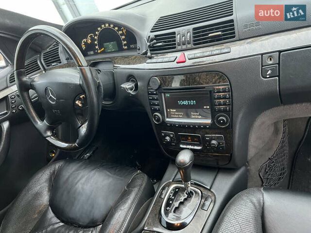 Чорний Мерседес С Клас, об'ємом двигуна 4 л та пробігом 372 тис. км за 3500 $, фото 23 на Automoto.ua