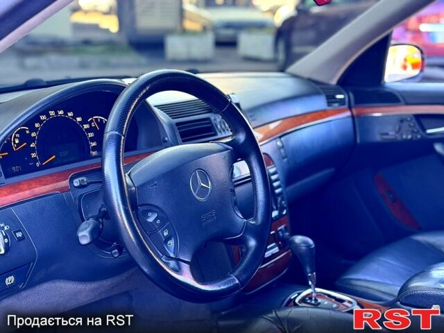 Черный Мерседес С Класс, объемом двигателя 5 л и пробегом 200 тыс. км за 4999 $, фото 4 на Automoto.ua
