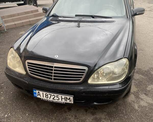 Черный Мерседес С Класс, объемом двигателя 4.97 л и пробегом 350 тыс. км за 3500 $, фото 5 на Automoto.ua