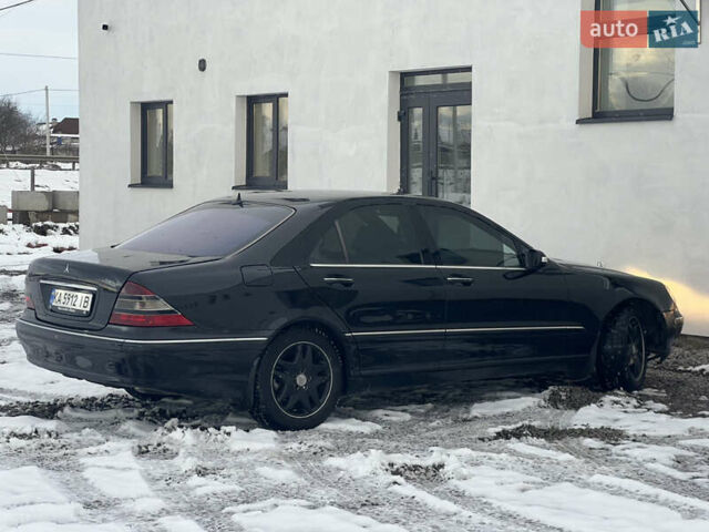 Чорний Мерседес С Клас, об'ємом двигуна 4 л та пробігом 372 тис. км за 3500 $, фото 18 на Automoto.ua