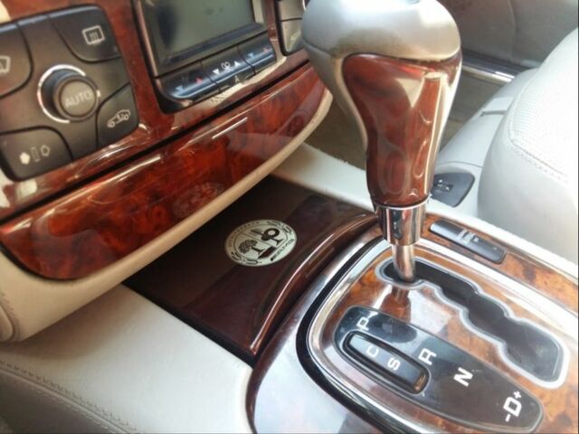 Чорний Мерседес С Клас, об'ємом двигуна 5 л та пробігом 350 тис. км за 4500 $, фото 10 на Automoto.ua