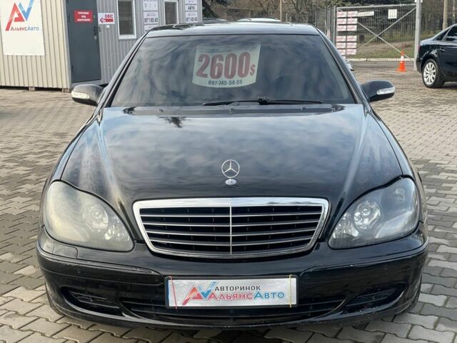Чорний Мерседес С Клас, об'ємом двигуна 3.2 л та пробігом 420 тис. км за 5700 $, фото 1 на Automoto.ua
