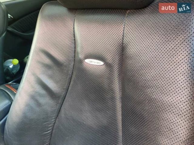 Черный Мерседес С Класс, объемом двигателя 5 л и пробегом 350 тыс. км за 8500 $, фото 8 на Automoto.ua