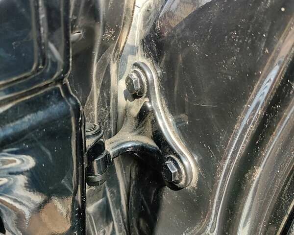 Черный Мерседес С Класс, объемом двигателя 5 л и пробегом 350 тыс. км за 8500 $, фото 11 на Automoto.ua