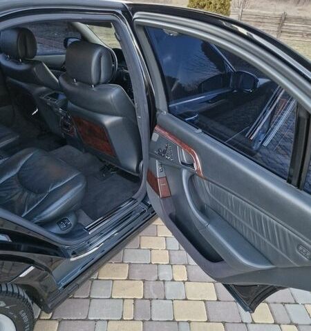 Чорний Мерседес С Клас, об'ємом двигуна 5.5 л та пробігом 266 тис. км за 7800 $, фото 33 на Automoto.ua