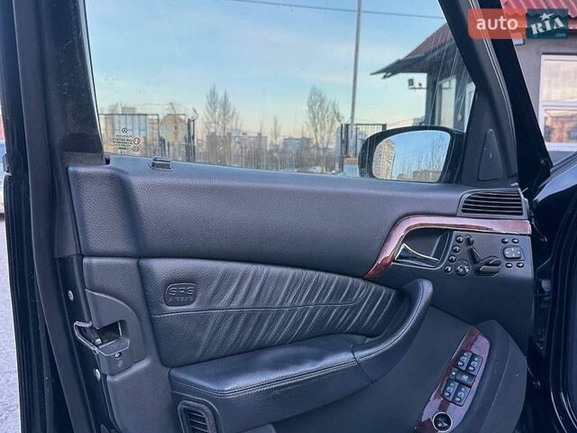 Черный Мерседес С Класс, объемом двигателя 4.97 л и пробегом 363 тыс. км за 5500 $, фото 8 на Automoto.ua