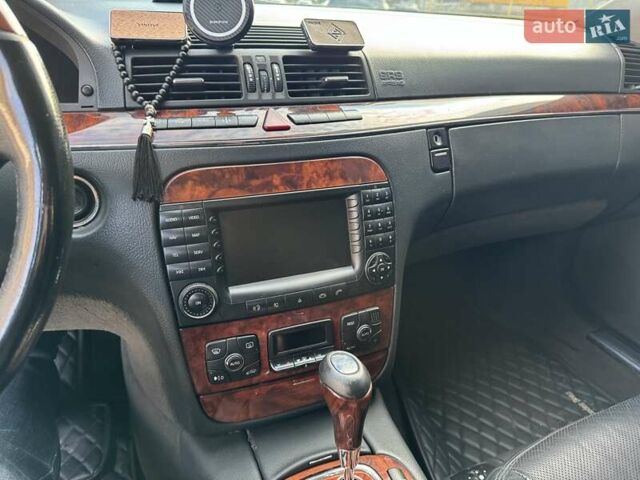 Черный Мерседес С Класс, объемом двигателя 5 л и пробегом 285 тыс. км за 7999 $, фото 28 на Automoto.ua