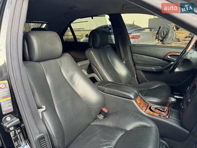 Черный Мерседес С Класс, объемом двигателя 5 л и пробегом 285 тыс. км за 7999 $, фото 48 на Automoto.ua