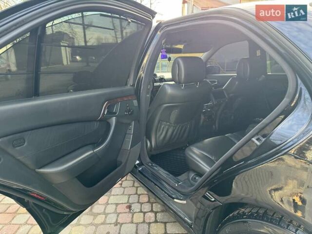 Черный Мерседес С Класс, объемом двигателя 5 л и пробегом 285 тыс. км за 7999 $, фото 31 на Automoto.ua