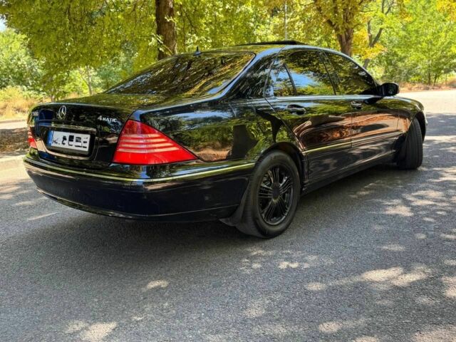 Черный Мерседес С Класс, объемом двигателя 0 л и пробегом 260 тыс. км за 6000 $, фото 3 на Automoto.ua