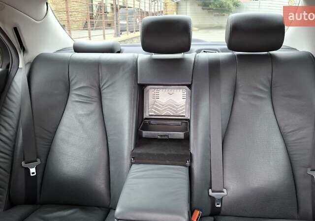 Мерседес С Класс 2004 в Киеве на Automoto.ua Черный Мерседес С Класс, объемом двигателя 3.7 л и пробегом 237 тыс. км за 10000 $, фото 9 на Automoto.ua