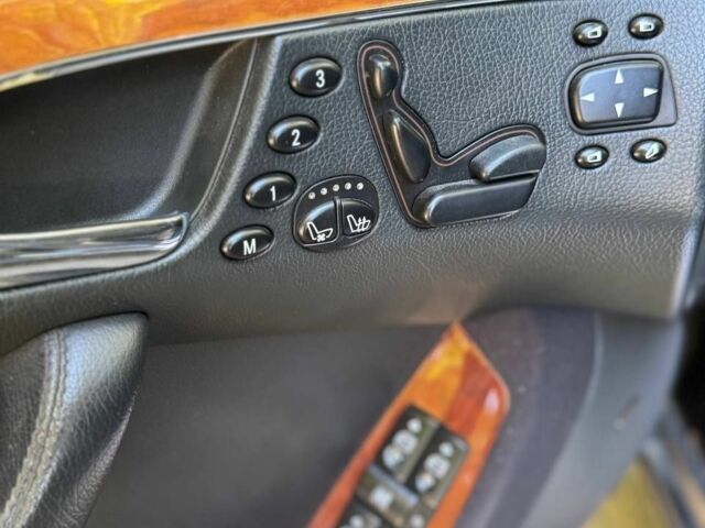 Чорний Мерседес С Клас, об'ємом двигуна 0 л та пробігом 260 тис. км за 5700 $, фото 6 на Automoto.ua