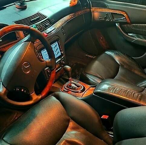 Чорний Мерседес С Клас, об'ємом двигуна 3.2 л та пробігом 500 тис. км за 7000 $, фото 4 на Automoto.ua