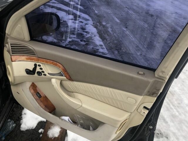 Черный Мерседес С Класс, объемом двигателя 0 л и пробегом 500 тыс. км за 1800 $, фото 5 на Automoto.ua