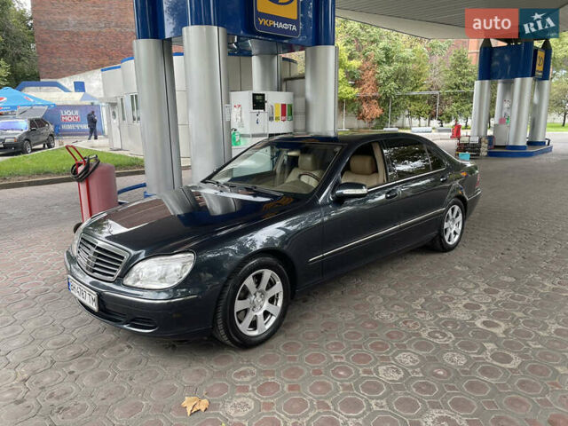 Чорний Мерседес С Клас, об'ємом двигуна 5 л та пробігом 320 тис. км за 6900 $, фото 12 на Automoto.ua