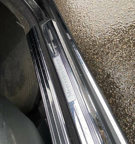 Черный Мерседес С Класс, объемом двигателя 4.97 л и пробегом 390 тыс. км за 5400 $, фото 15 на Automoto.ua