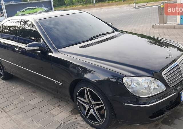Черный Мерседес С Класс, объемом двигателя 0 л и пробегом 289 тыс. км за 9500 $, фото 1 на Automoto.ua