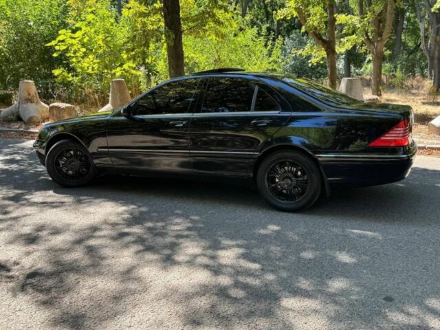 Чорний Мерседес С Клас, об'ємом двигуна 0 л та пробігом 260 тис. км за 5700 $, фото 2 на Automoto.ua