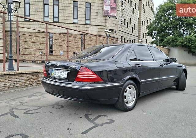 Мерседес С Класс 2004 в Киеве на Automoto.ua Черный Мерседес С Класс, объемом двигателя 3.7 л и пробегом 237 тыс. км за 10000 $, фото 2 на Automoto.ua