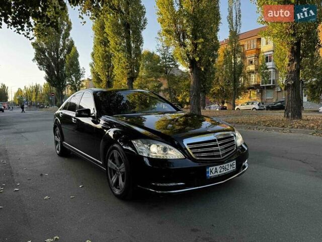 Чорний Мерседес С Клас, об'ємом двигуна 5.46 л та пробігом 387 тис. км за 10500 $, фото 5 на Automoto.ua