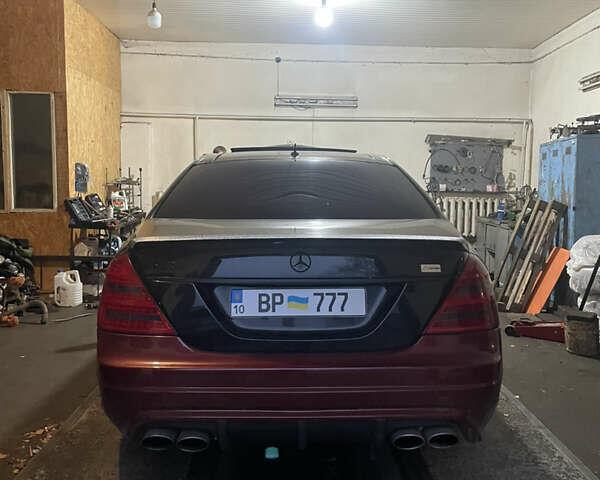 Черный Мерседес С Класс, объемом двигателя 5.46 л и пробегом 419 тыс. км за 11999 $, фото 3 на Automoto.ua