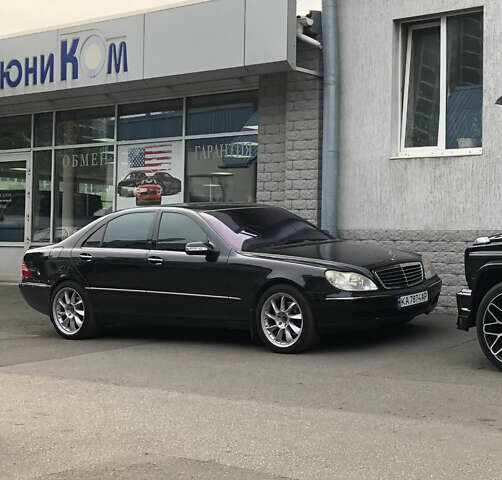 Черный Мерседес С Класс, объемом двигателя 5 л и пробегом 232 тыс. км за 10000 $, фото 30 на Automoto.ua