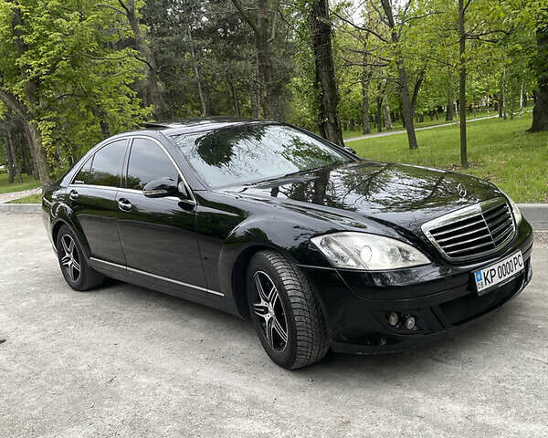 Чорний Мерседес С Клас, об'ємом двигуна 3.5 л та пробігом 220 тис. км за 10000 $, фото 11 на Automoto.ua