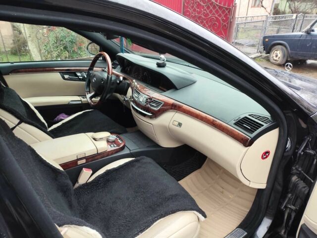 Чорний Мерседес С Клас, об'ємом двигуна 3.5 л та пробігом 207 тис. км за 8999 $, фото 20 на Automoto.ua