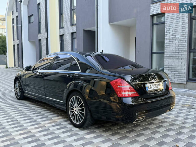 Черный Мерседес С Класс, объемом двигателя 5.46 л и пробегом 301 тыс. км за 13000 $, фото 9 на Automoto.ua