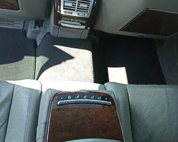 Чорний Мерседес С Клас, об'ємом двигуна 5.5 л та пробігом 298 тис. км за 11999 $, фото 11 на Automoto.ua