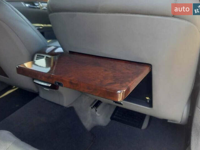 Чорний Мерседес С Клас, об'ємом двигуна 5.5 л та пробігом 298 тис. км за 11999 $, фото 12 на Automoto.ua