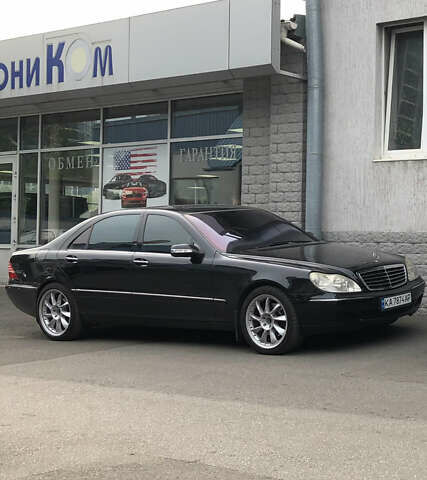 Черный Мерседес С Класс, объемом двигателя 5 л и пробегом 232 тыс. км за 10000 $, фото 31 на Automoto.ua