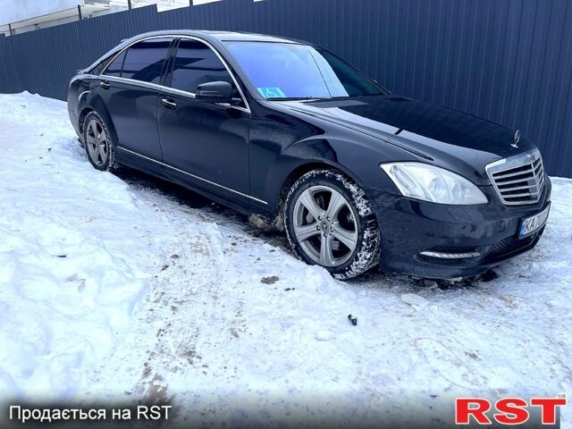 Чорний Мерседес С Клас, об'ємом двигуна 5.5 л та пробігом 298 тис. км за 11000 $, фото 7 на Automoto.ua