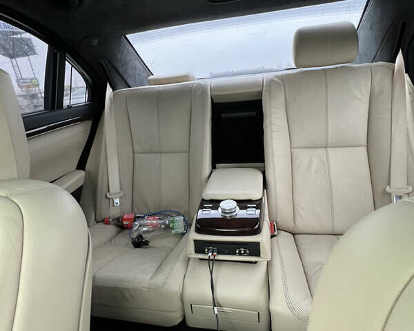 Черный Мерседес С Класс, объемом двигателя 5.5 л и пробегом 248 тыс. км за 13100 $, фото 28 на Automoto.ua