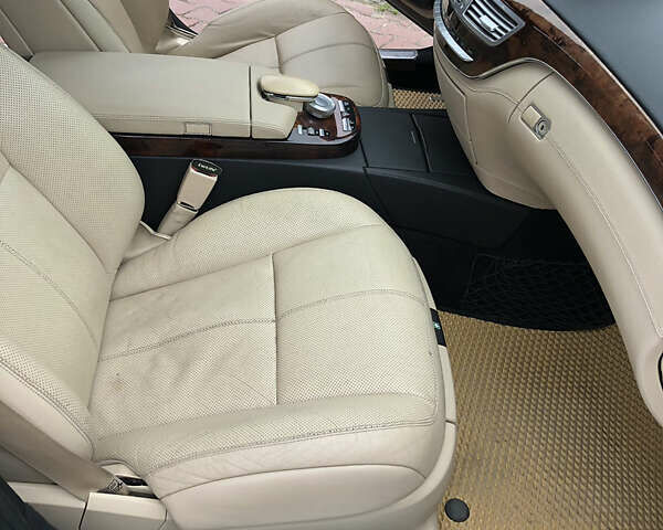 Черный Мерседес С Класс, объемом двигателя 3.5 л и пробегом 390 тыс. км за 11500 $, фото 36 на Automoto.ua