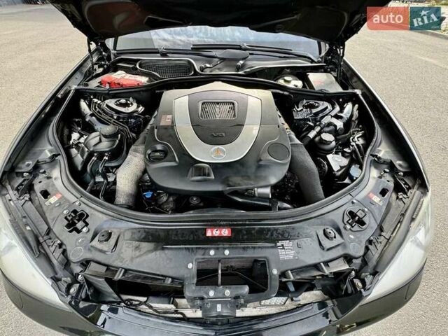 Чорний Мерседес С Клас, об'ємом двигуна 5.46 л та пробігом 241 тис. км за 9999 $, фото 49 на Automoto.ua