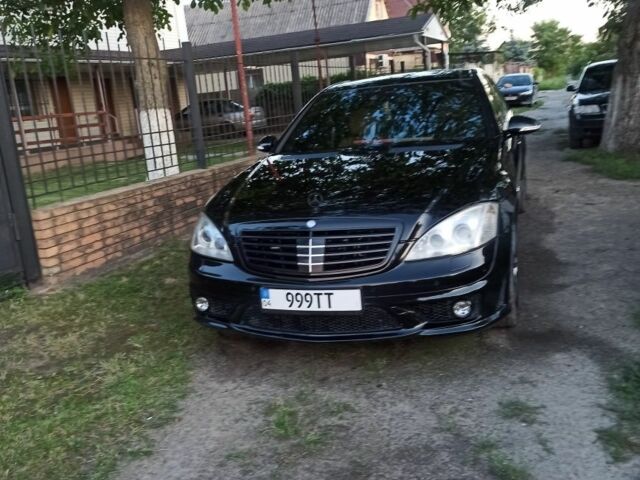Черный Мерседес С Класс, объемом двигателя 0 л и пробегом 350 тыс. км за 10999 $, фото 1 на Automoto.ua
