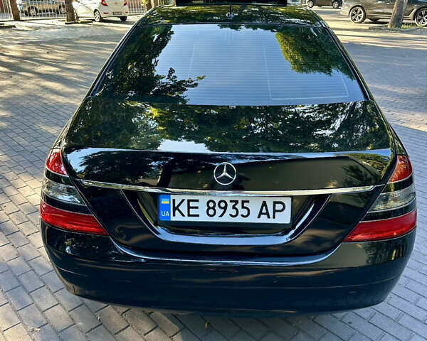 Черный Мерседес С Класс, объемом двигателя 3 л и пробегом 380 тыс. км за 10700 $, фото 11 на Automoto.ua