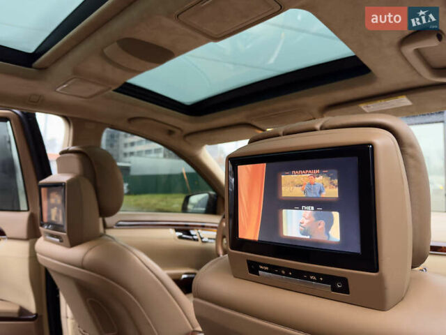 Чорний Мерседес С Клас, об'ємом двигуна 5.51 л та пробігом 193 тис. км за 12700 $, фото 45 на Automoto.ua