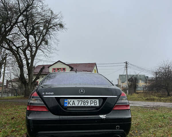 Черный Мерседес С Класс, объемом двигателя 5.46 л и пробегом 241 тыс. км за 5999 $, фото 4 на Automoto.ua