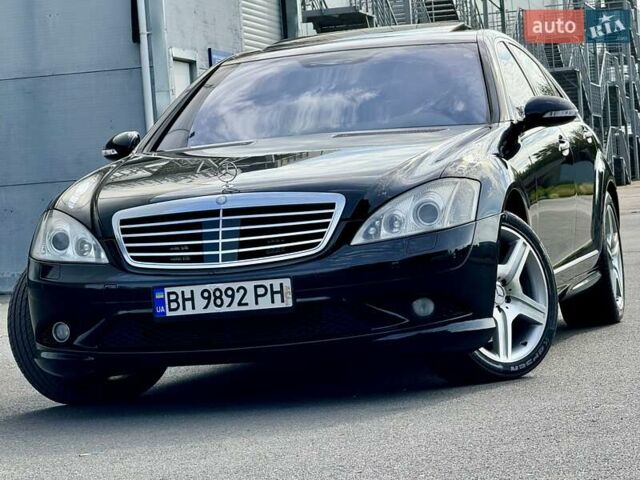 Чорний Мерседес С Клас, об'ємом двигуна 5.46 л та пробігом 241 тис. км за 9999 $, фото 18 на Automoto.ua