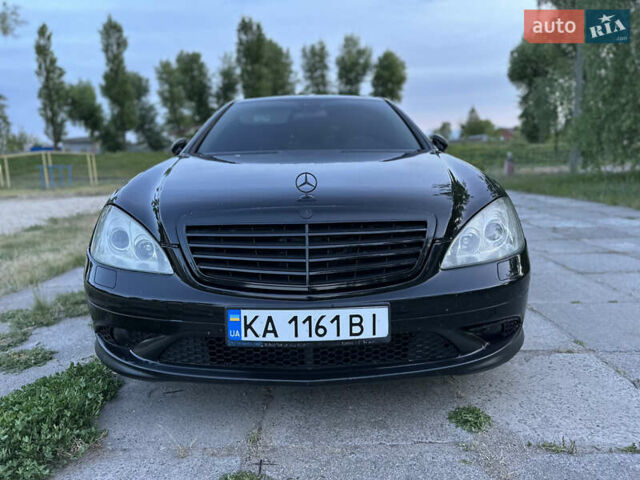 Черный Мерседес С Класс, объемом двигателя 5.5 л и пробегом 380 тыс. км за 9400 $, фото 5 на Automoto.ua