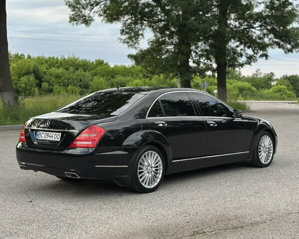 Черный Мерседес С Класс, объемом двигателя 3.5 л и пробегом 265 тыс. км за 11900 $, фото 11 на Automoto.ua